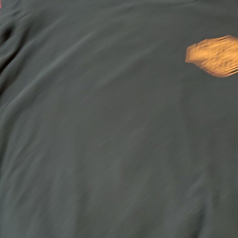 Shirt - Picture 2 of 3